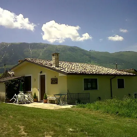 Agriturismo La Conca Bed & Breakfast 3*