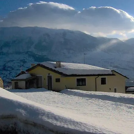 Agriturismo La Conca ベッド・アンド・ブレックファスト 3*